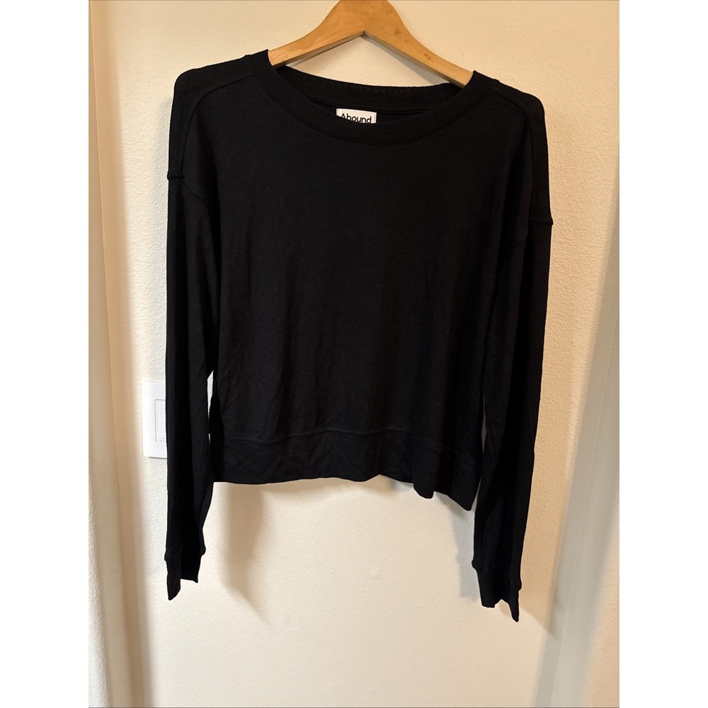 NWT Abound Black Long Sleeve Crew Neck Cropped Sweatshirt Top Women's Size S